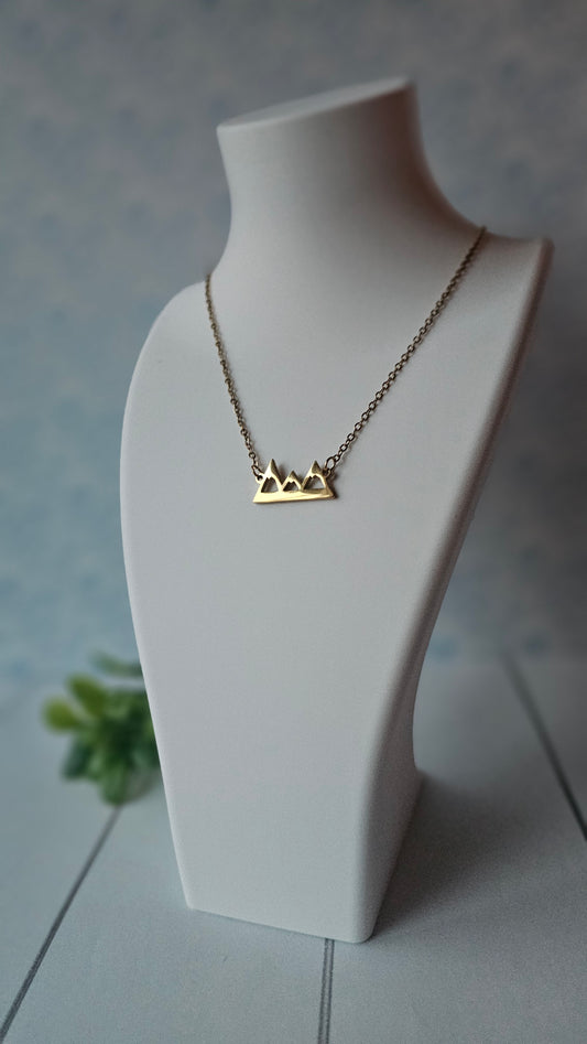 Mountain Necklace – Strength, Adventure & New Beginnings